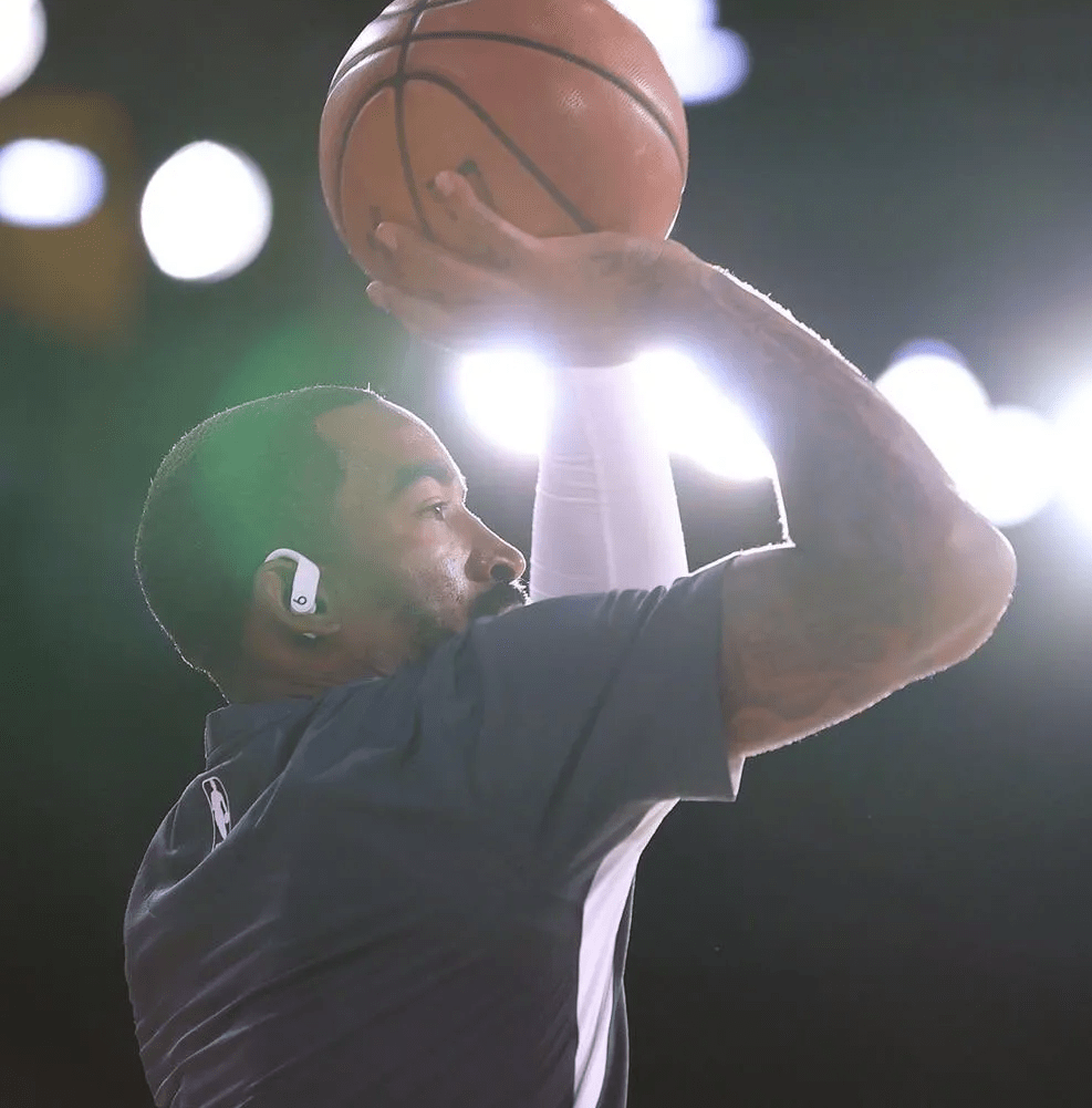 比利时翻盘瓦伦西亚,阿尔瓦雷斯三分雨点燃全场 比利时翻盘瓦伦西亚,阿尔瓦雷斯三分雨点燃全场