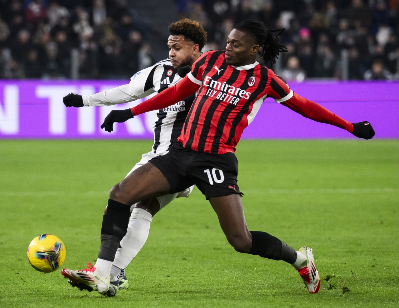 关于尤文图斯中场核心回归,激发球队战斗力的信息 关于尤文图斯中场核心回归,激发球队战斗力的信息