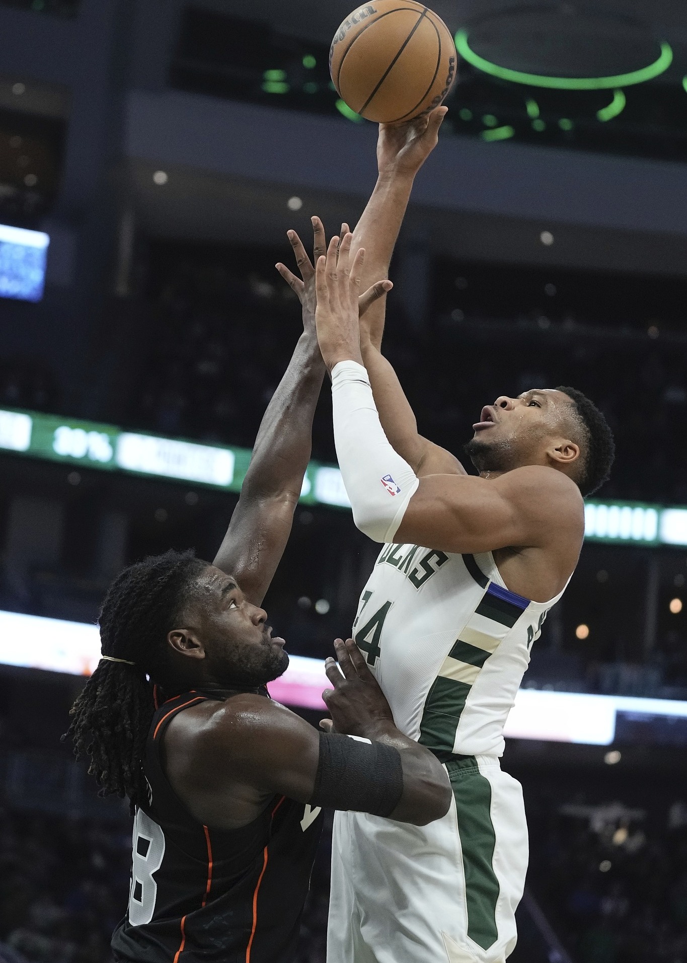 关于超级联赛全明星赛在密尔沃基举行的信息 关于超级联赛全明星赛在密尔沃基举行的信息