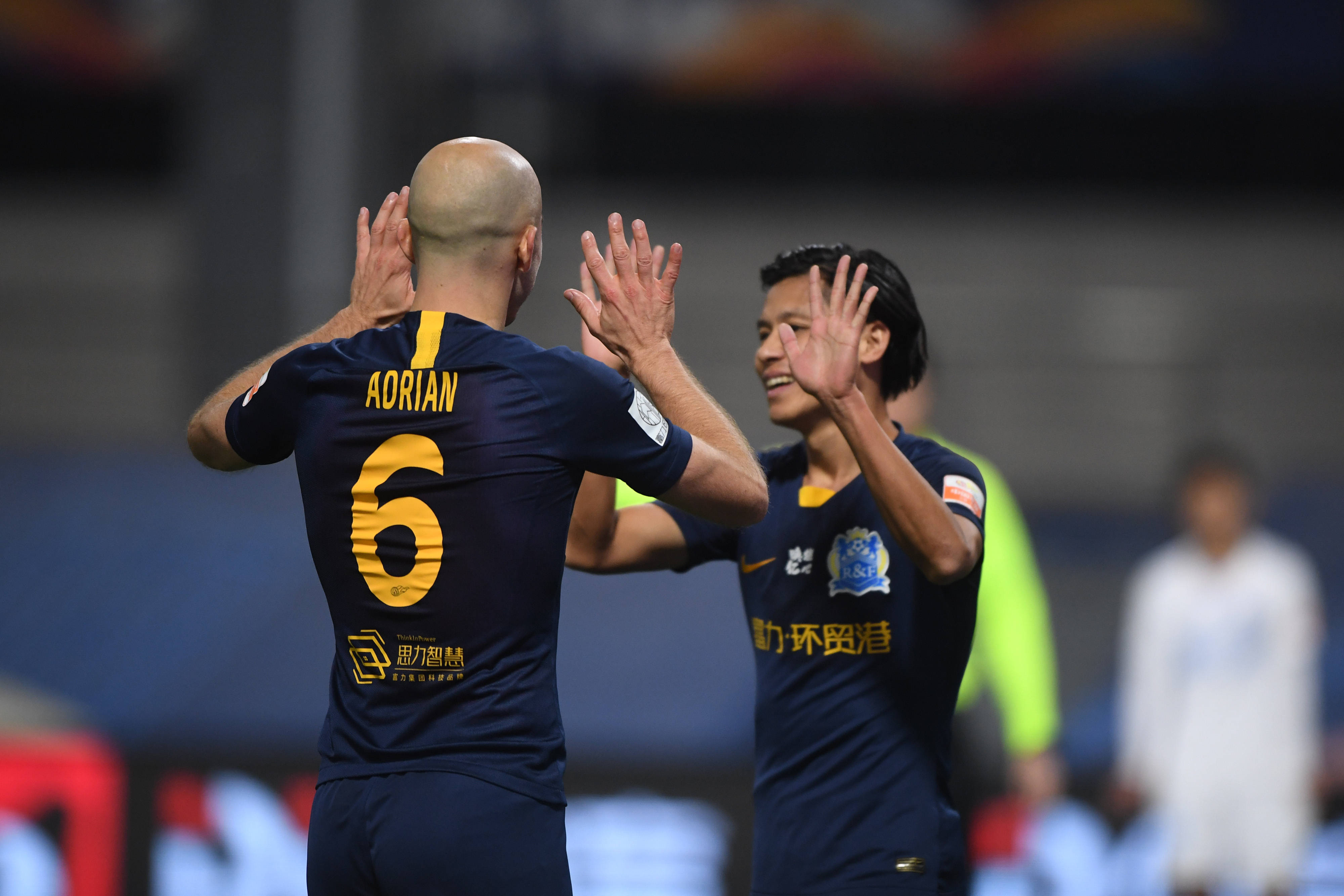 关于广州富力队急需解决后防漏洞,加强防守能力的信息 关于广州富力队急需解决后防漏洞,加强防守能力的信息