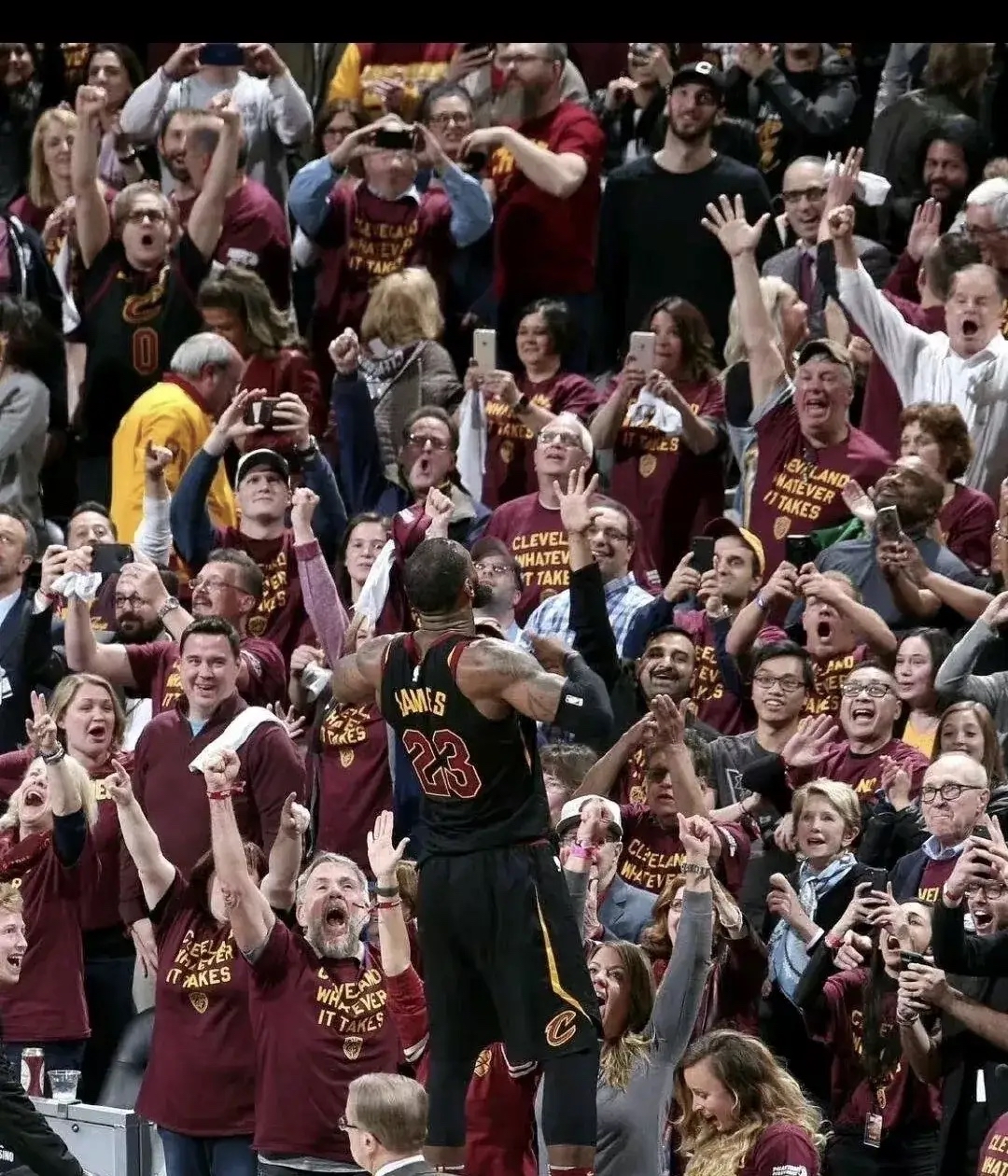 包含太阳险胜山西队，詹姆斯点燃赛场的词条